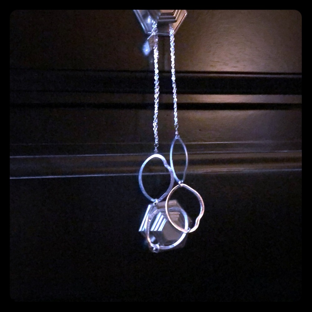 Tori Spelling Neclace